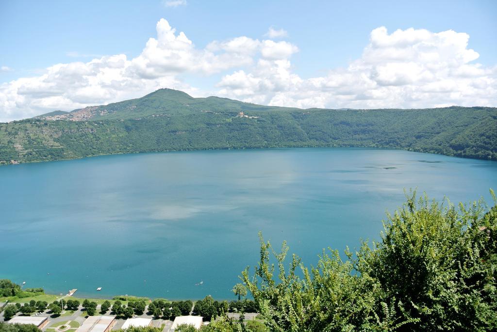 Apartment Castel Gandolfo Værelse billede
